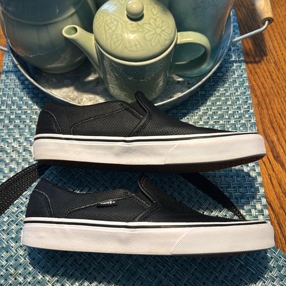 Vans Off The Wall Asher Performance Women’s Slip-On Sneakers - Size 8” - Picture 2 of 6